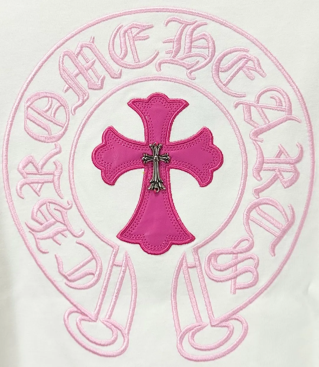 ：F Chrome hearts ， Breathable ， 。 ， ， 。 ， ， ； ， 。 ， ， ， Quality， Premium 。 ， ， Same Style ， ， ， ， Same Style。 ：Black White Size：S-XL